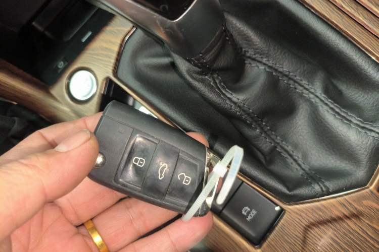 Used Volkswagen Tayron 2021 330TSI Two-Wheel Drive Luxury Smart Connectivity Version
