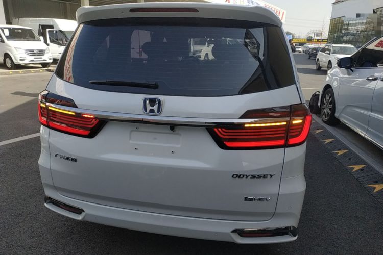 Used Honda Odyssey 2024 2.0L eHEV Sharp & Enjoy Edition
