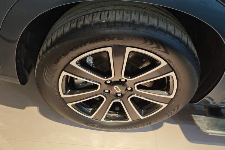 Used Hima AITO M7 2024 1.5T Intelligent Drive 4WD Ultra Version 5 Seats