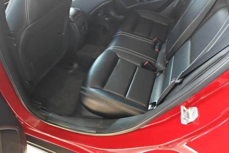 Used Mercedes-Benz GLA 2016 GLA 200 Fashion Model