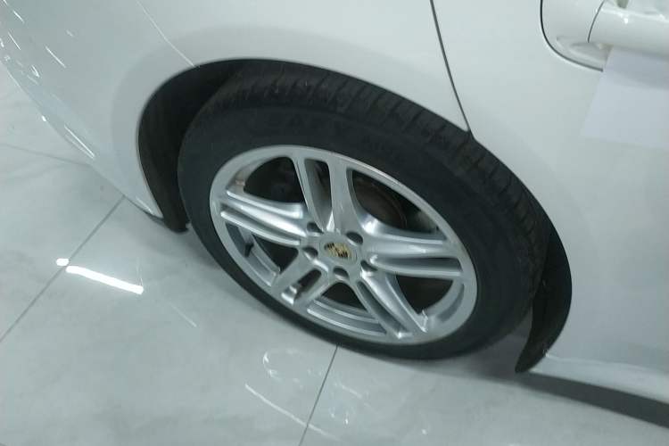 Used Porsche Panamera 2013 Panamera 4 Platinum Edition 3.6L
