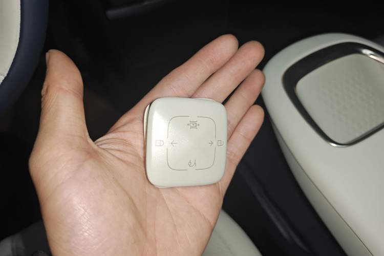 Used Zeekr X 2025 Four-Seater Rear-Drive Cube Version
