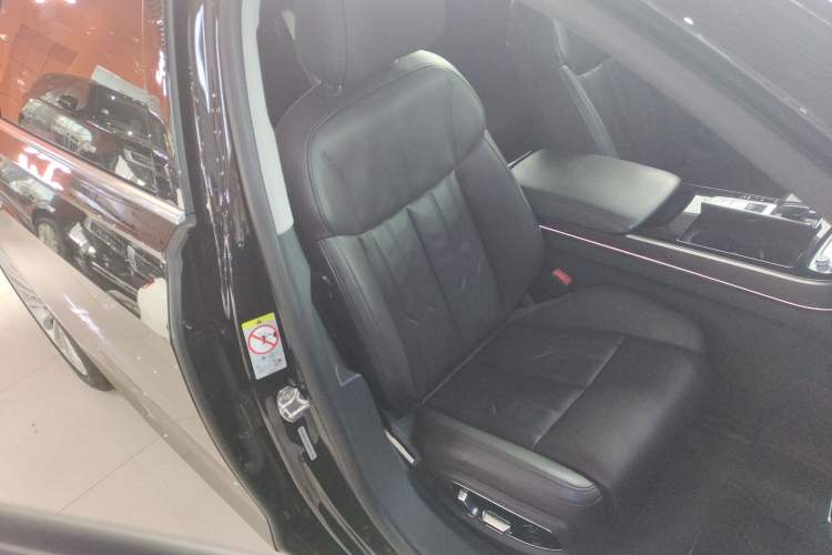 Used Audi A8 2019 Plus A8L 50 TFSI quattro Comfort Model
