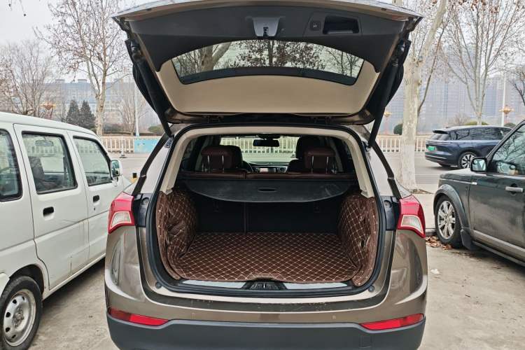 Used Buick Envision 2018 20T Two-Wheel Drive Luxury Model
