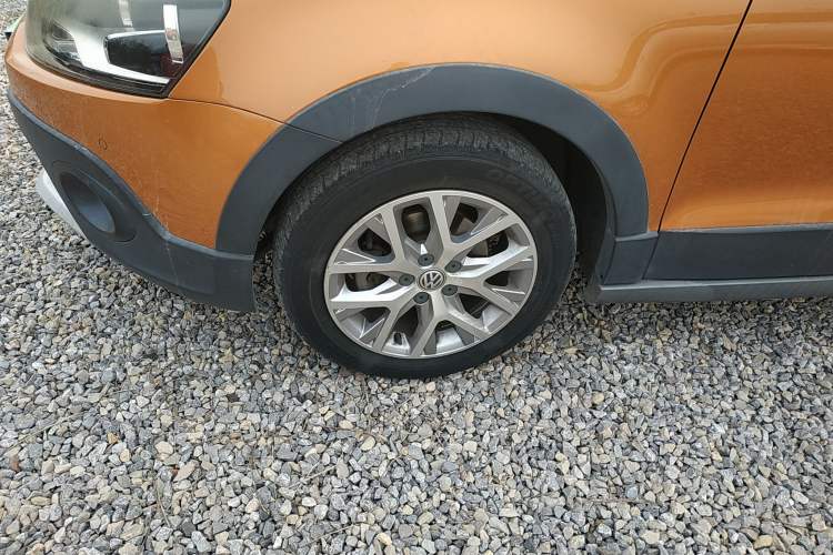 Used Volkswagen Polo 2014 1.6L Cross Polo Automatic