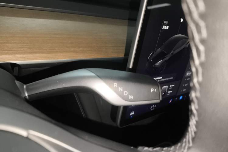 Used Tesla Model Y 2021 Standard Range Rear-Wheel Drive Version
