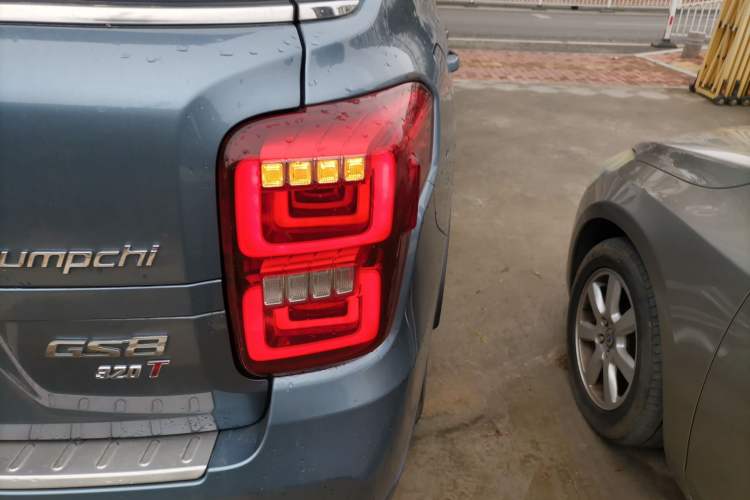 Used GAC Trumpchi GS8 2017 320T Two-Wheel Drive Luxury Edition (7 Seats)
