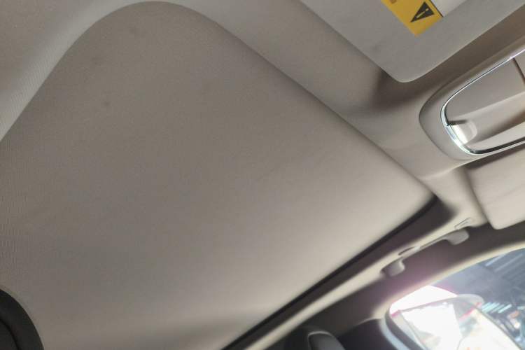 Used  Cherokee 2019 2.0T Two-Wheel Drive Smart Enjoyment Version China VI
