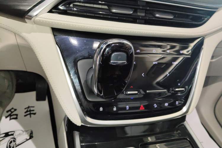 Used Buick GL8 2023 ES Lu Zun Comfort Model
