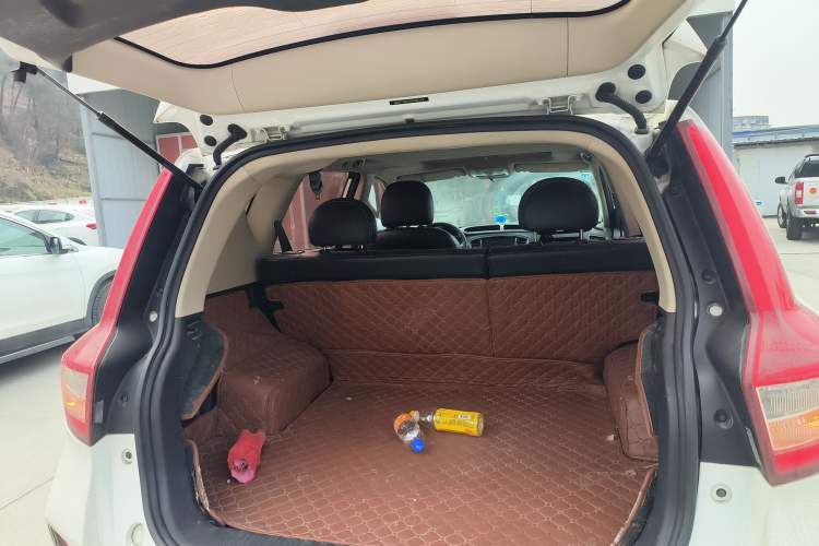 Used Geely Auto Vision X6 2016 1.8L Manual Luxury Edition