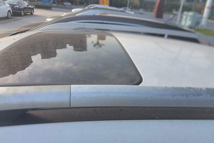 Used  Refine S3 2014 1.5L CVT Luxury Smart Model
