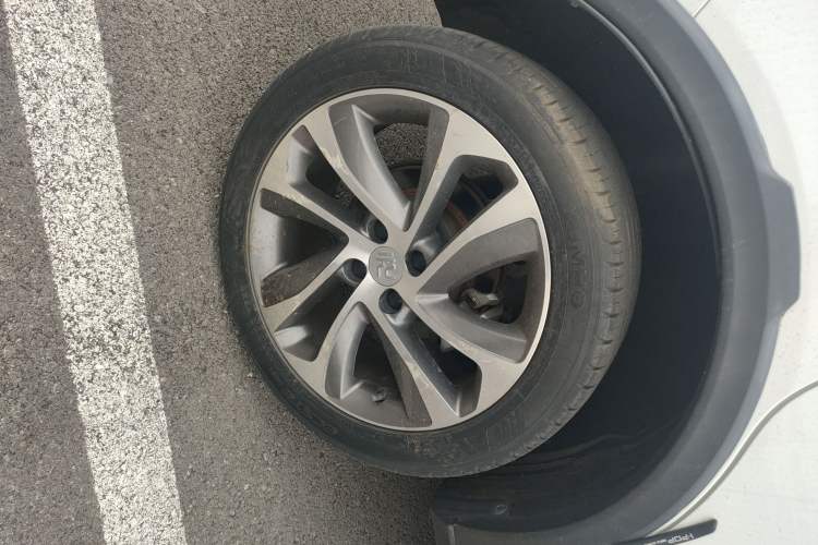 Used BYD Yuan 2017 1.5L Automatic Cool & Connected Model
