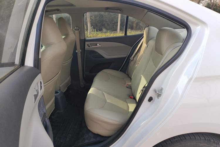 Used Chevrolet Sail 2015 Sail 3 1.5L Manual with Ideal Sunroof Edition