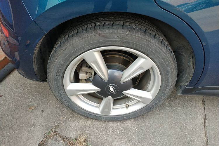 Used ORA Good Cat 2023 401 km Standard Range Premium Version Lithium Iron Phosphate
