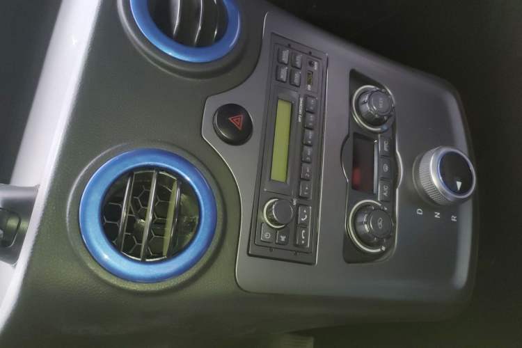 Used Foton Intelligent Blue Elf E7 2024 Facelifted All-Electric Van Flat Roof 2 Seats Evey Lithium Energy 41.86 kWh
