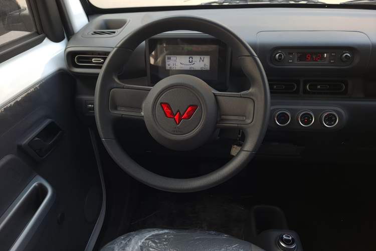 Used Wuling Zhiguang New Energy 2025 Comfort Model