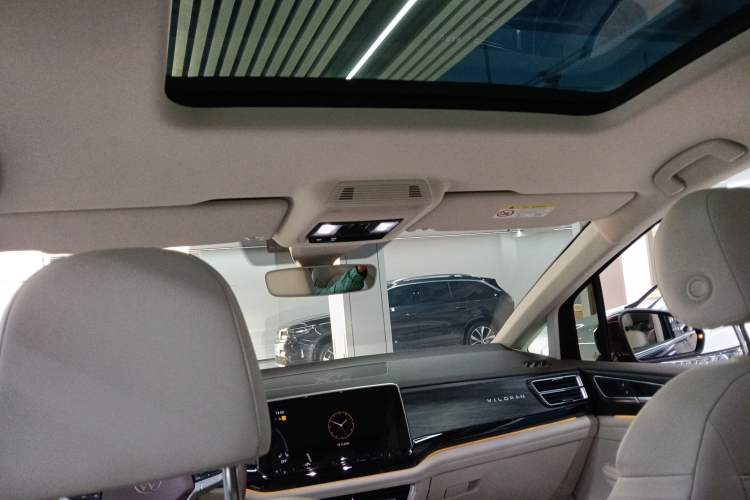 Used Volkswagen Viloran 2022 380TSI Prestige Edition