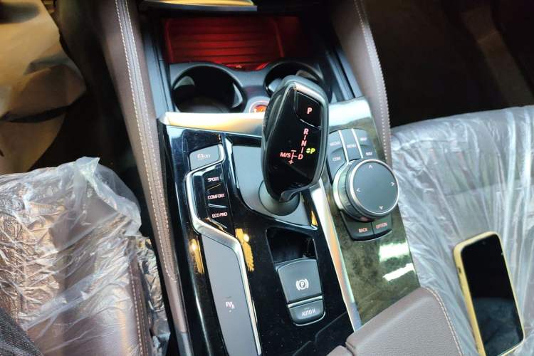 Used BMW 5 Series 2019 Restyled 525Li M Sport Package
