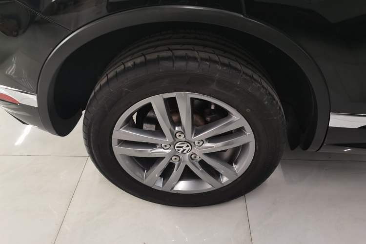 Used Volkswagen Touareg 2016 3.0 TSI High-End Version
