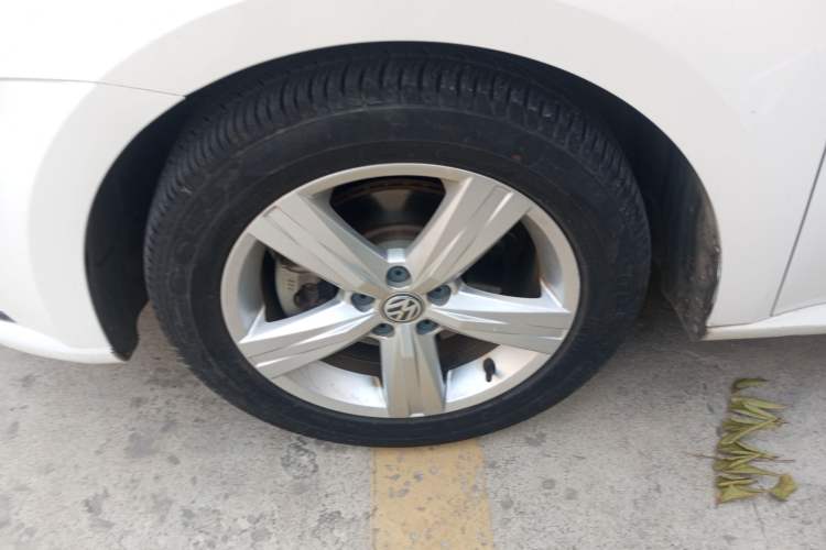 Used Volkswagen Gran Lavida 2017 1.6L Automatic Fashion Edition
