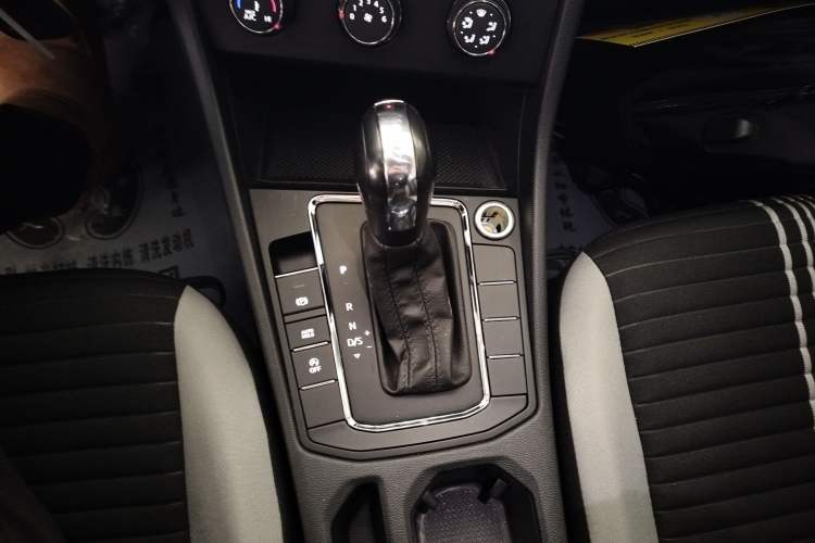 Used Volkswagen Bora 2023 1.5L Automatic Changer Limited Edition
