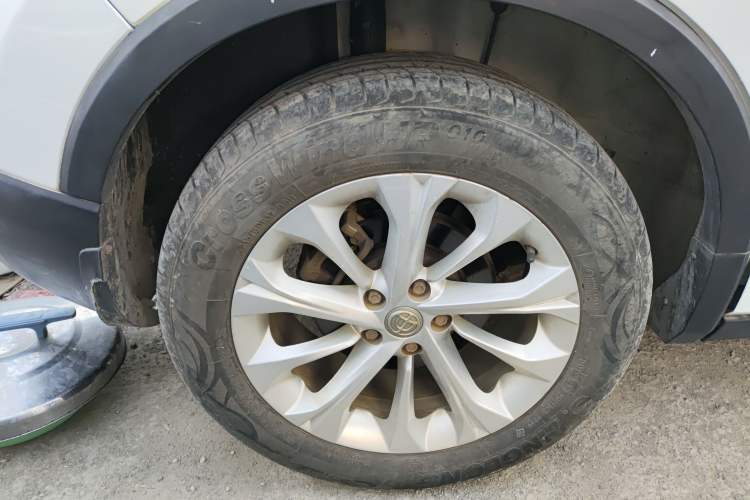 Used Brilliance V3 2017 1.5L Manual Smart Model