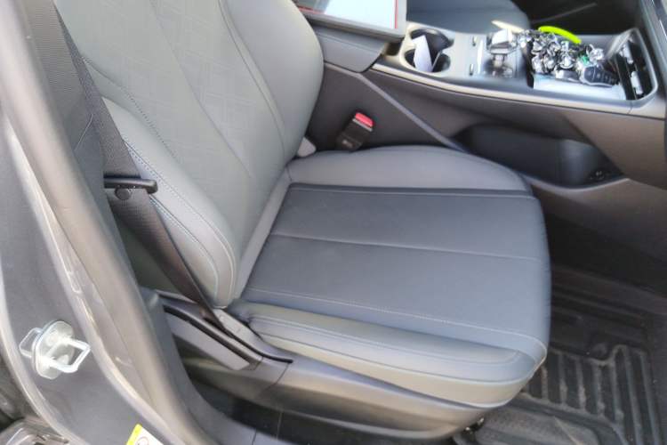 Used BYD Qin PLUS 2025 DM-i Smart Drive 120KM Superior Model
