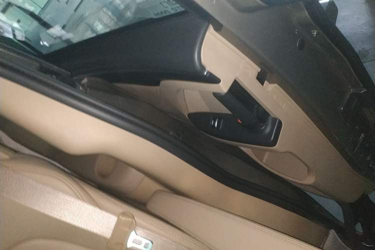 Used Buick GL8 2021 ES Landtrek 653T Luxury Model
