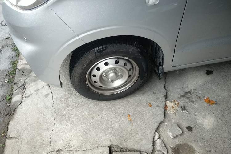 Used Wuling Hongguang V 2022 1.5L Jingqu Edition Electric-Assist LAR
