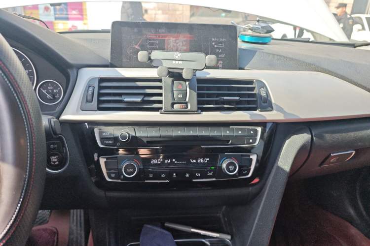 TDK.VehicleDetails.img