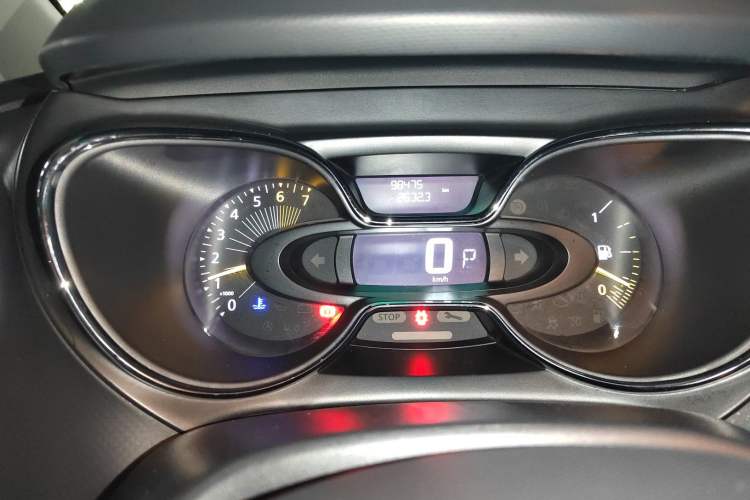 Used Renault Captur 2015 1.2T Automatic Luxury First Edition