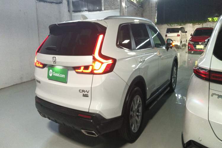 Used Honda CR-V 2023 240TURBO Two-Wheel Drive Deluxe Edition 7 Seats
