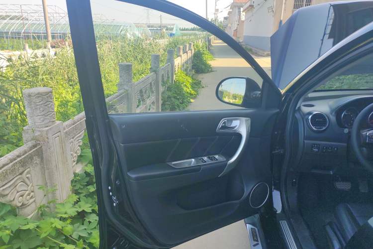 Used Haval H6 2016 Upgraded Model 1.5T Automatic Two-Wheel Drive Elite Version