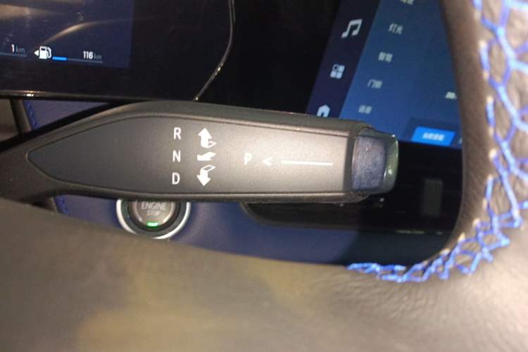 Used Chevrolet Equinox Plus 2024 102km RS Ultimate Edition
