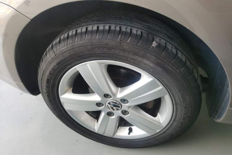 Used Volkswagen Touran 2015 1.4T DSG Comfort Edition 5 Seats
