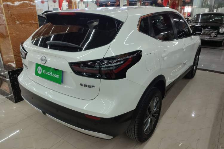 Used Nissan Qashqai 2025 Facelifted Honor 2.0L CVT XV Genuine Edition
