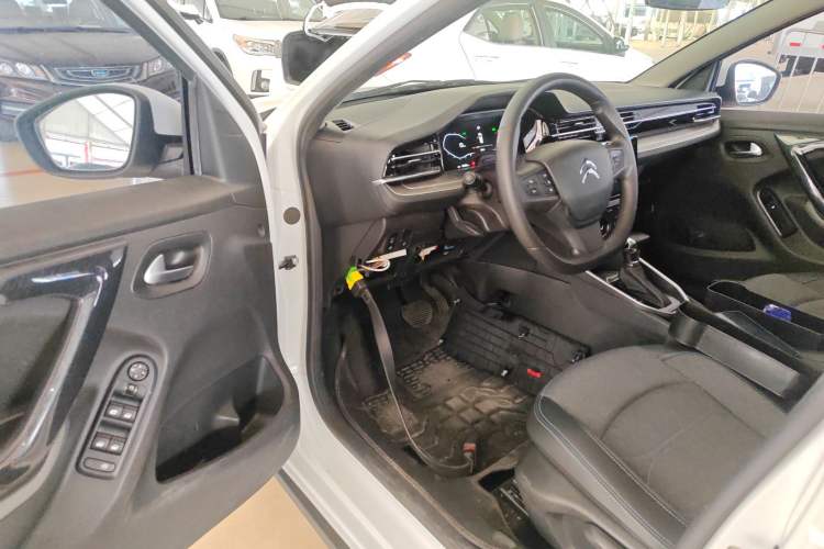 Used Citroen C3-XR 2021 190THP DCT ZhiShang Edition
