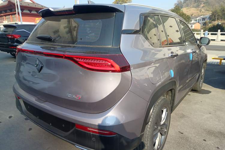 Used Baojun RS-5 2019 1.5T CVT Intelligent Drive Luxury Edition China VI
