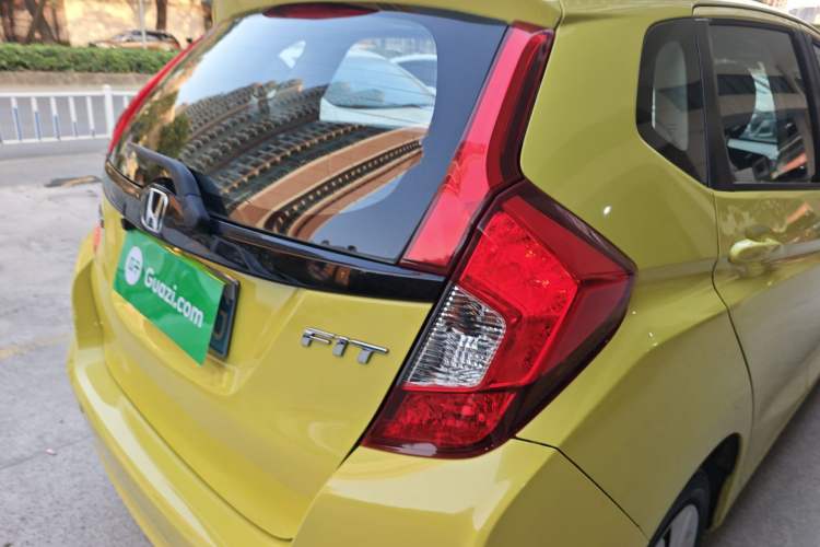 Used Honda Fit 2016 1.5L LX CVT Comfort Model