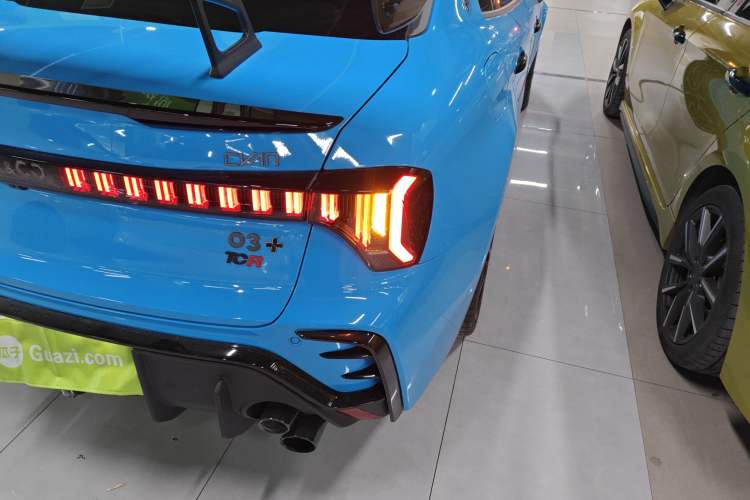 Used Lynk & Co 03 2023 03+ TCR Cyan Front-Wheel-Drive Version