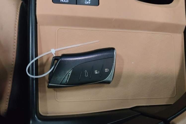 Used Lexus ES 2023 200 Excellence Edition