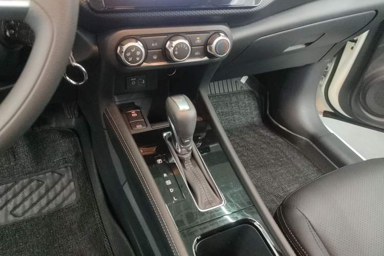 Used Nissan Kicks 2023 Jingqing Edition 1.5L Combining "Power" with a Stylish Touch
