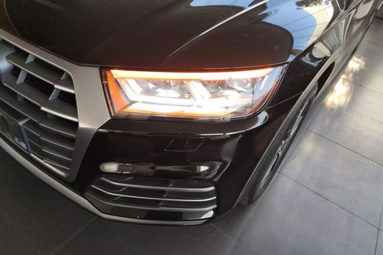 Used Audi Q5L 2020 Updated 40 TFSI Prestige Fashion Edition
