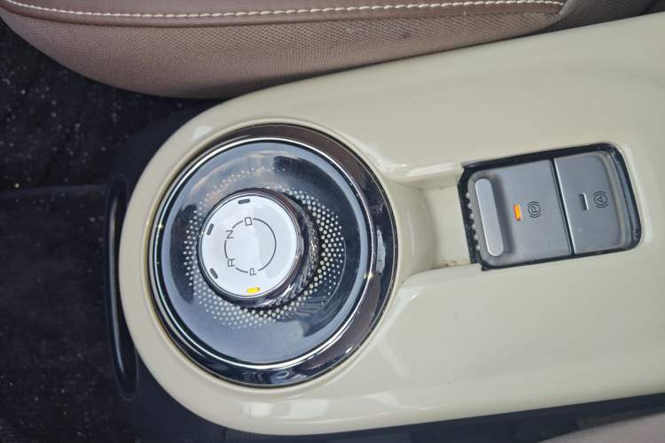 Used Wuling Bingo 2024 333 km Lingxi Connected Version
