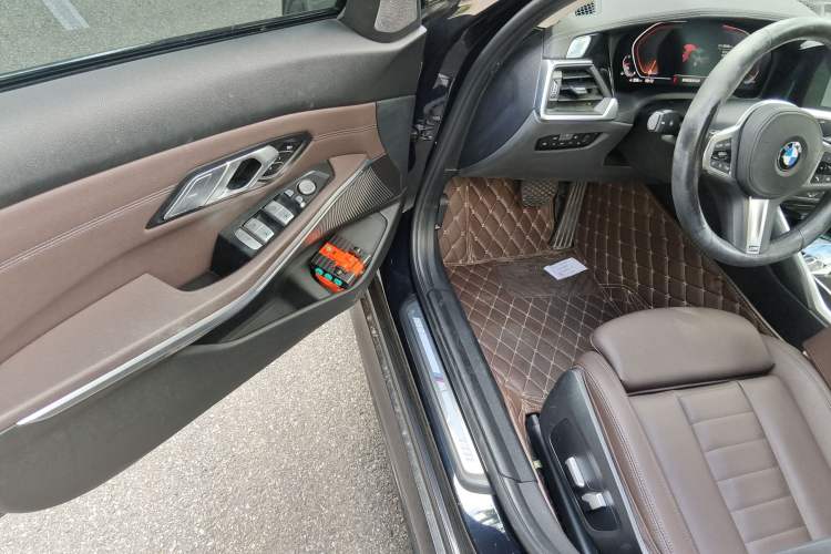 Used BMW 3 Series 2020 Restyled 325Li M Sport Package
