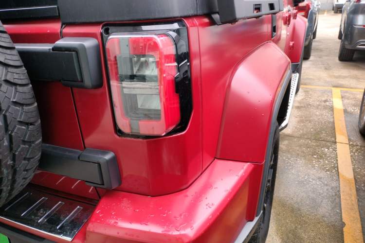 Used Beijing Auto BJ40 2021 2.0D Automatic Four-Wheel Drive Blade Hero Edition Adventurer Type
