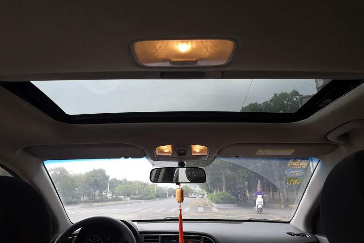 Used Hyundai Elantra 2016 1.6L Automatic ZhiXuan – Elite Version
