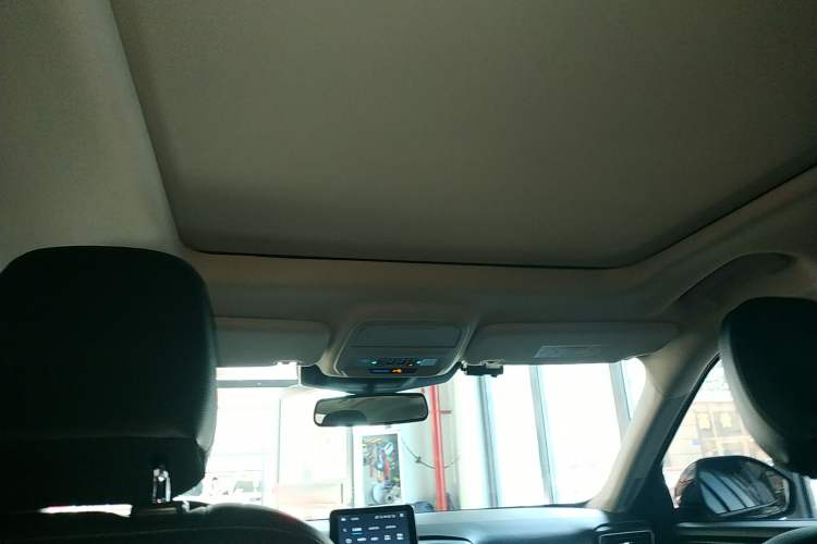 Used Ford Explorer 2020 EcoBoost 285 4x4 Titanium Edition 7-Seater
