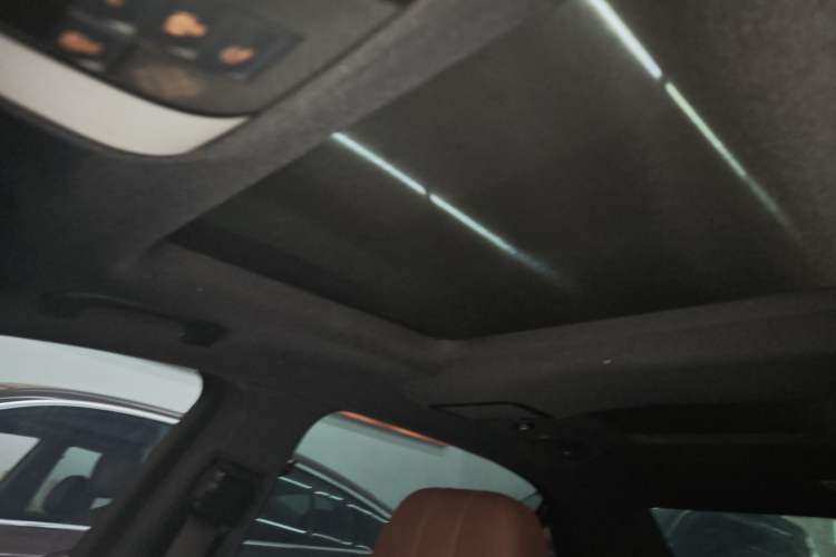 Used Mercedes-Benz E-Class 2014 E 260 L Luxury Model
