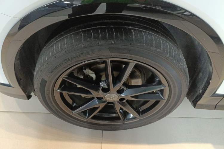 Used Audi Q2L 2021 35 TFSI Progressive Dynamic Edition
